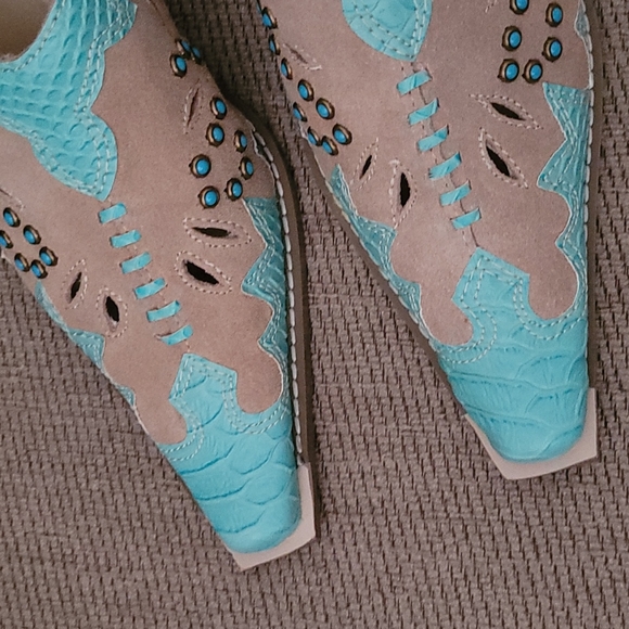 CAMI CAMEL TURQUOISE GENUINE LEATHER SOUTHWESTERN MULES - Picture 2 of 11